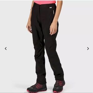 {Regatta} Women's (Grey) Waterproof Walking Pant